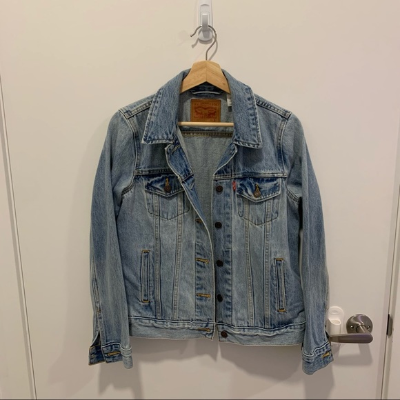 Levi’s jean jacket - Picture 8 of 8